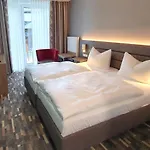 酒店 Willino Privathotel 3*