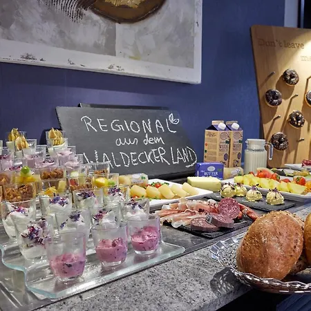 Willino Privathotel فندق فيلنغن