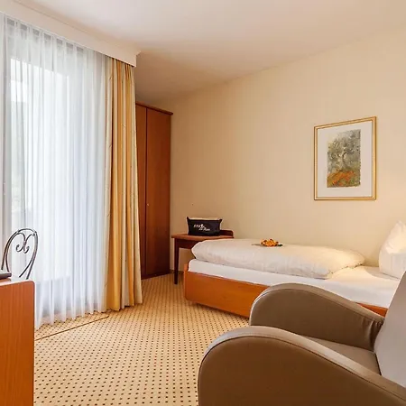 Willino Privathotel فيلنغن