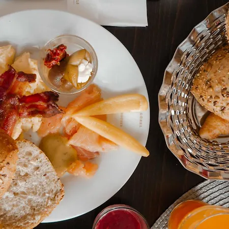 Willino Privathotel Hotel 3*